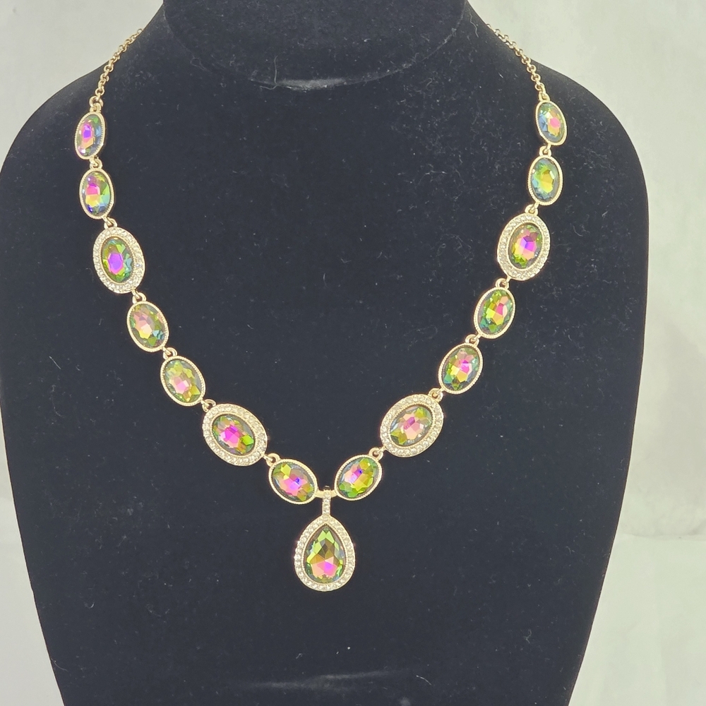 Monet Colorful Rainbow Stones Statement Necklace rainbow pink green yellow NWT - Picture 5 of 10